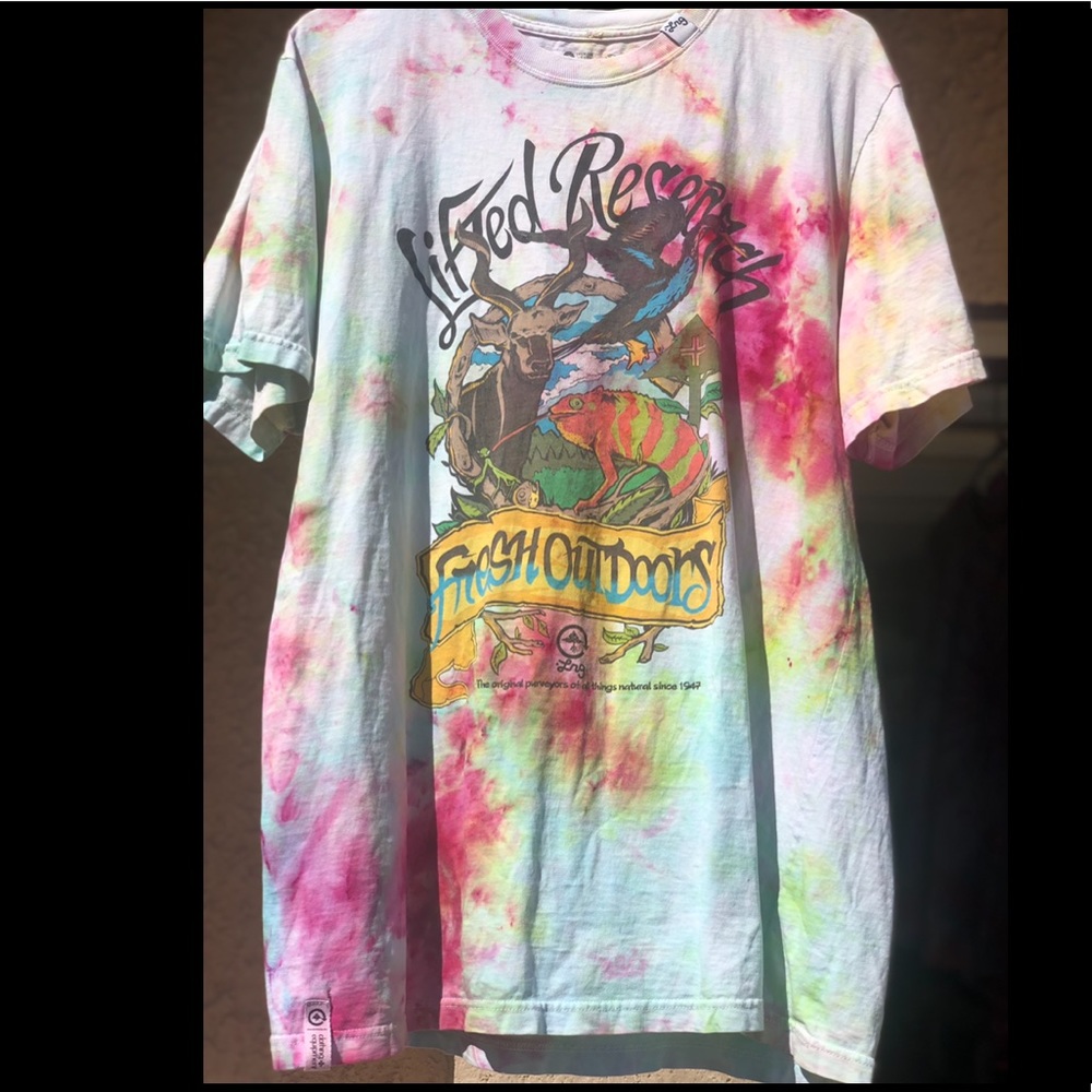 Large Men’s shirt